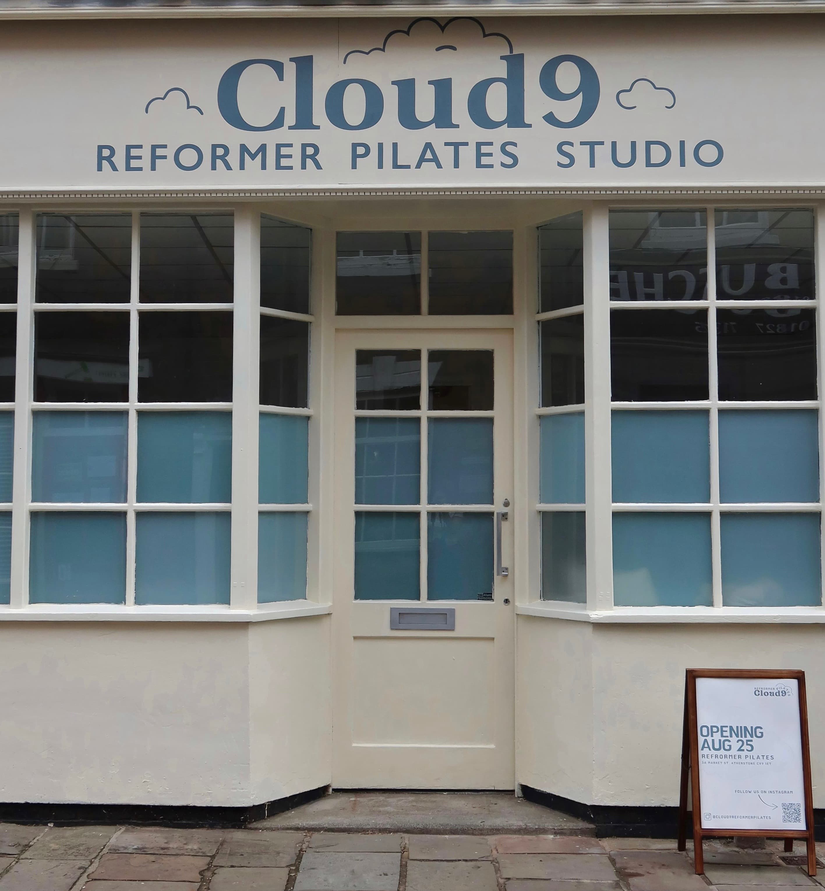 Cloud 9 studio storefront